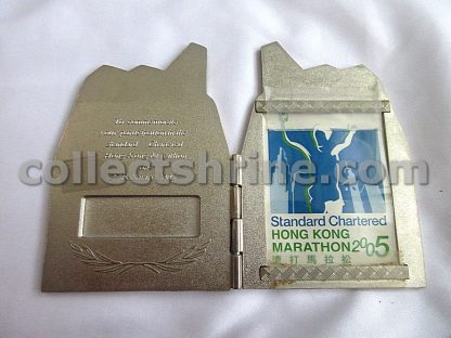 Standard Chartered Hong Kong Marathon 2005 Souvenir Photo Holder